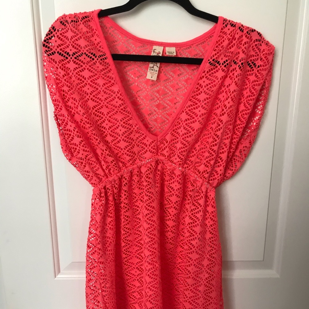 Women’s swim coverup